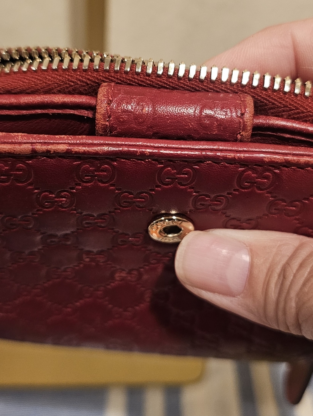 Gucci micro red zip around wallet - Picture 13 of 13